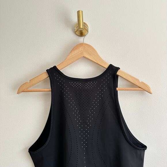 Athleta Accelerate Crop Tank Top Black M - Picture 7 of 7
